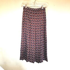 High Waisted Maroon Midi Skirt w/Plum Pattern - ZARA -XS